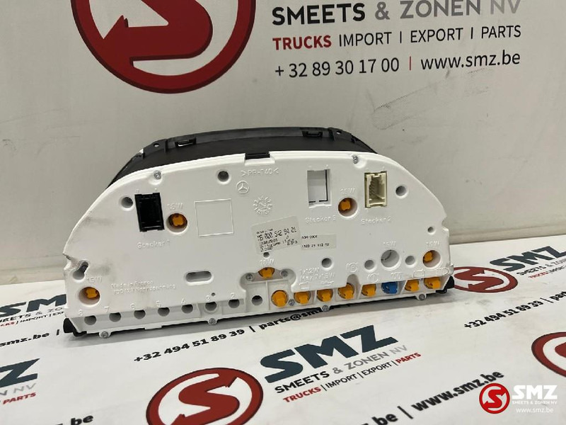 Mercedes-Benz Instrumentenpaneel mercedes vito a0005428401 - Приборная панель для Легковых автомобилей: фото 2 Mercedes-Benz Instrumentenpaneel mercedes vito a0005428401 - Приборная панель для Легковых автомобилей: фото 2