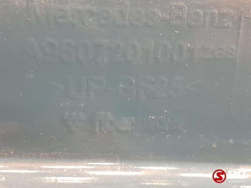 Mercedes-Benz Occ deurverlenging rechts Mercedes - Дверь и запчасти для Грузовиков: фото 3 Mercedes-Benz Occ deurverlenging rechts Mercedes - Дверь и запчасти для Грузовиков: фото 3
