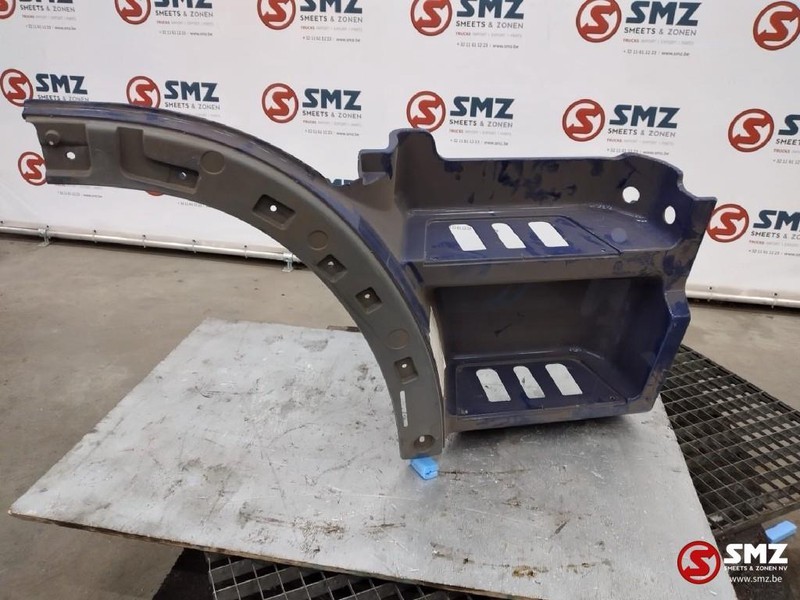 Mercedes-Benz Occ opstapbak rechts Mercedes Actros MP2 - Боковая подножка для Грузовиков: фото 1 Mercedes-Benz Occ opstapbak rechts Mercedes Actros MP2 - Боковая подножка для Грузовиков: фото 1