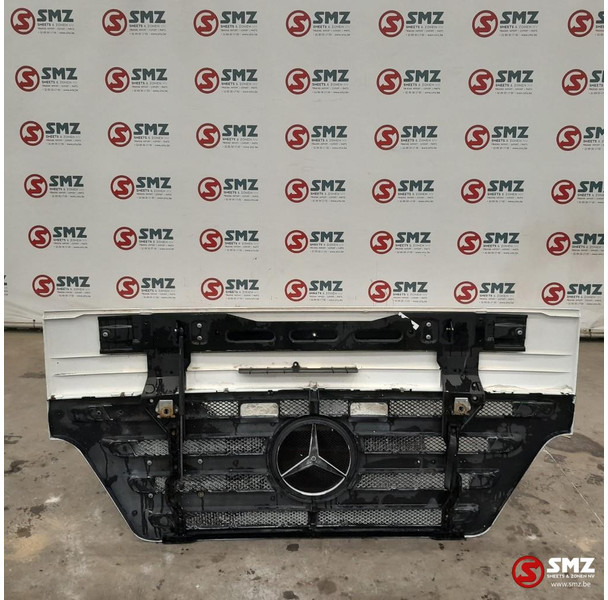 Mercedes-Benz Occ radiatorgrille Mercedes - Решётка радиатора для Грузовиков: фото 2 Mercedes-Benz Occ radiatorgrille Mercedes - Решётка радиатора для Грузовиков: фото 2