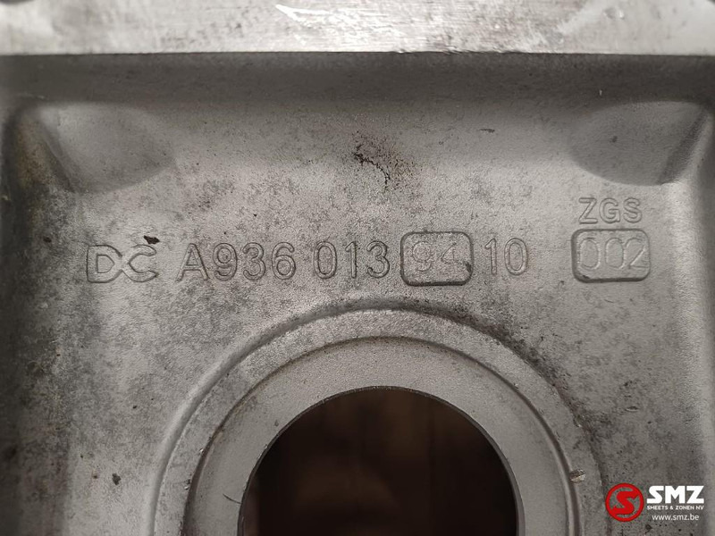 Mercedes-Benz Occ vliegwielhuis OM936 Mercedes - Двигатель и запчасти для Грузовиков: фото 3 Mercedes-Benz Occ vliegwielhuis OM936 Mercedes - Двигатель и запчасти для Грузовиков: фото 3