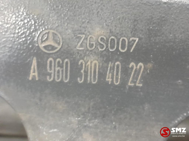 Mercedes-Benz Occ voorbumperbalk Mercedes - Бампер для Грузовиков: фото 5 Mercedes-Benz Occ voorbumperbalk Mercedes - Бампер для Грузовиков: фото 5