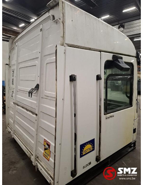 Renault Occ cabine compleet Renault Magnum - Кабина и интерьер для Грузовиков: фото 4 Renault Occ cabine compleet Renault Magnum - Кабина и интерьер для Грузовиков: фото 4