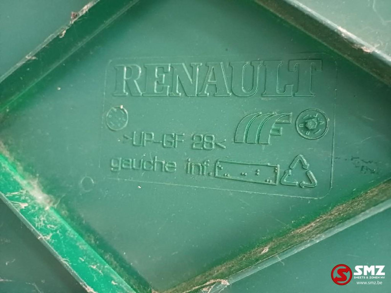 Renault Occ cabinespoiler links Renault - Аэродинамика/ Спойлеры для Грузовиков: фото 3 Renault Occ cabinespoiler links Renault - Аэродинамика/ Спойлеры для Грузовиков: фото 3