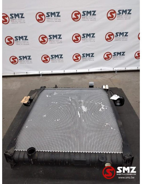 Renault Radiator Renault KERAX, PREMIUM, PREMIUM 2 - Радиатор: фото 2 Renault Radiator Renault KERAX, PREMIUM, PREMIUM 2 - Радиатор: фото 2