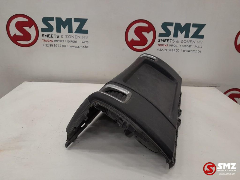 Scania Occ cockpit console Scania - Кабина и интерьер для Грузовиков: фото 4 Scania Occ cockpit console Scania - Кабина и интерьер для Грузовиков: фото 4