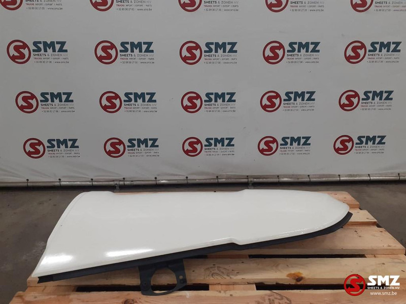 Scania Occ windgeleider rechts Scania - Кабина и интерьер для Грузовиков: фото 2 Scania Occ windgeleider rechts Scania - Кабина и интерьер для Грузовиков: фото 2