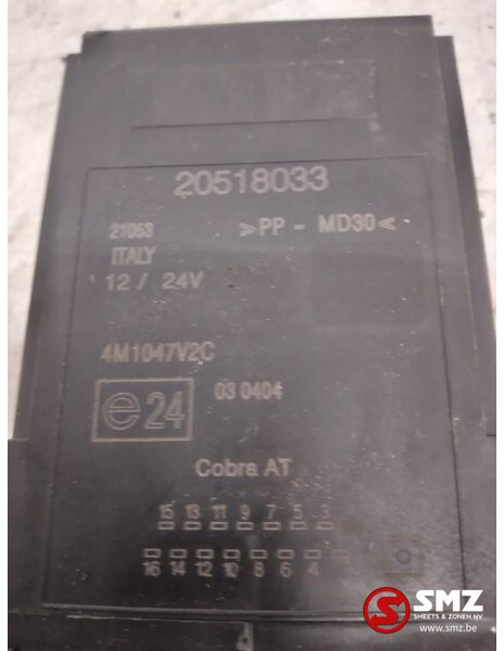 Volvo Occ ECU centrale vergrendeling controlemodule Volv - Блок управления для Грузовиков: фото 2 Volvo Occ ECU centrale vergrendeling controlemodule Volv - Блок управления для Грузовиков: фото 2
