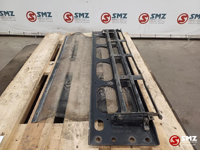 Volvo Occ binnenframe radiatorgrille Volvo - Решётка радиатора для Грузовиков: фото 2 Volvo Occ binnenframe radiatorgrille Volvo - Решётка радиатора для Грузовиков: фото 2