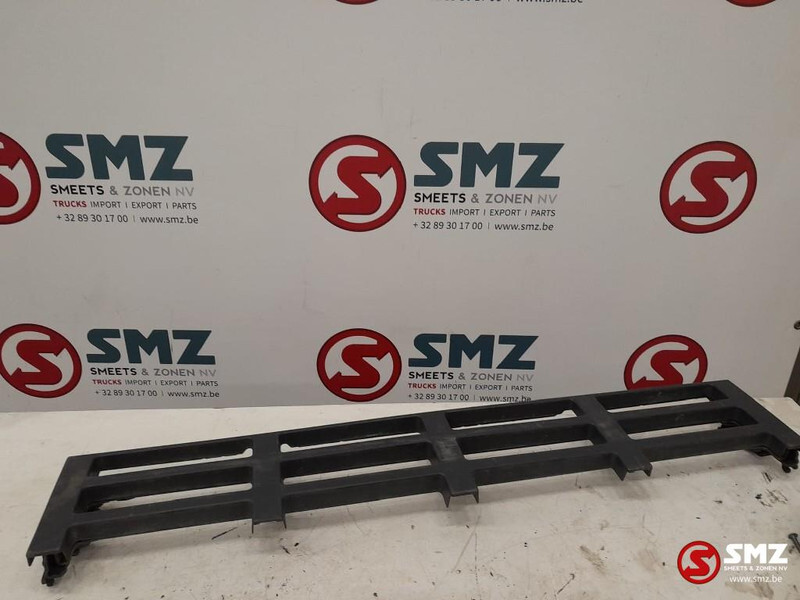 Volvo Occ opklapbare voorgrille Volvo - Решётка радиатора для Грузовиков: фото 3 Volvo Occ opklapbare voorgrille Volvo - Решётка радиатора для Грузовиков: фото 3