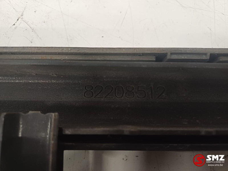 Volvo Occ radiatorgrille Volvo - Решётка радиатора для Грузовиков: фото 3 Volvo Occ radiatorgrille Volvo - Решётка радиатора для Грузовиков: фото 3