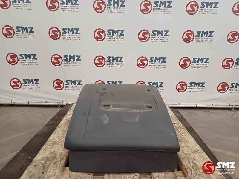 Volvo Occ spatbord cabine achter L/R Volvo - Кузов и экстерьер для Грузовиков: фото 3 Volvo Occ spatbord cabine achter L/R Volvo - Кузов и экстерьер для Грузовиков: фото 3