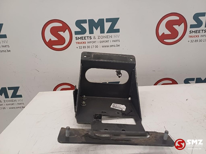 Volvo Occ spatbordsteun vooras rechtsachter Volvo - Кузов и экстерьер для Грузовиков: фото 1 Volvo Occ spatbordsteun vooras rechtsachter Volvo - Кузов и экстерьер для Грузовиков: фото 1