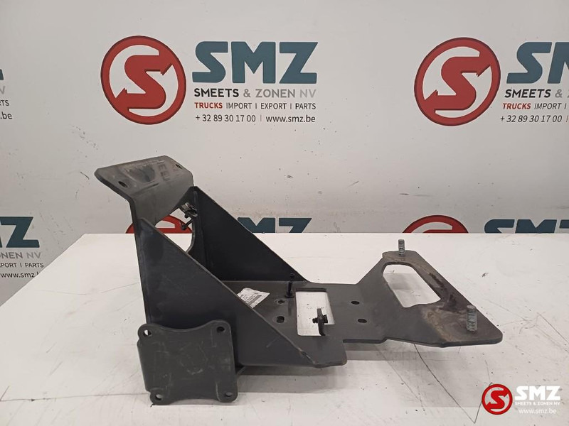 Volvo Occ spatbordsteun vooras rechtsachter Volvo - Кузов и экстерьер для Грузовиков: фото 2 Volvo Occ spatbordsteun vooras rechtsachter Volvo - Кузов и экстерьер для Грузовиков: фото 2