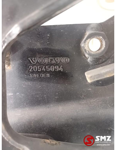 Volvo Occ voorgrille + scharnieren Volvo - Решётка радиатора для Грузовиков: фото 5 Volvo Occ voorgrille + scharnieren Volvo - Решётка радиатора для Грузовиков: фото 5