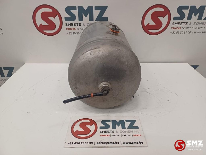 Renault Occ luchtketel 40L 13Bar Renault - Запчасти для Грузовиков: фото 4 Renault Occ luchtketel 40L 13Bar Renault - Запчасти для Грузовиков: фото 4