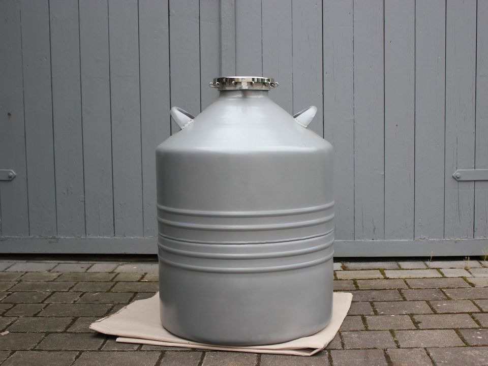 Cryotherm Container 50 L Dewar used for liquid nitrogen - Резервуар для хранения: фото 1 Cryotherm Container 50 L Dewar used for liquid nitrogen - Резервуар для хранения: фото 1