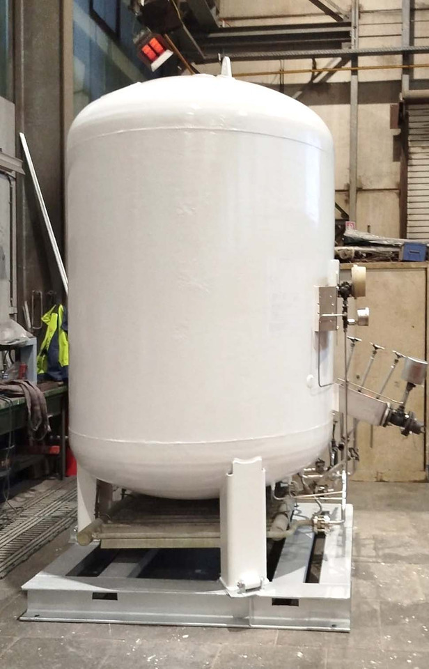 Gas tank on pallet used for oxygen, argon, nitrogen, carbon dioxide, CO2, LNG. - Резервуар для хранения: фото 2 Gas tank on pallet used for oxygen, argon, nitrogen, carbon dioxide, CO2, LNG. - Резервуар для хранения: фото 2