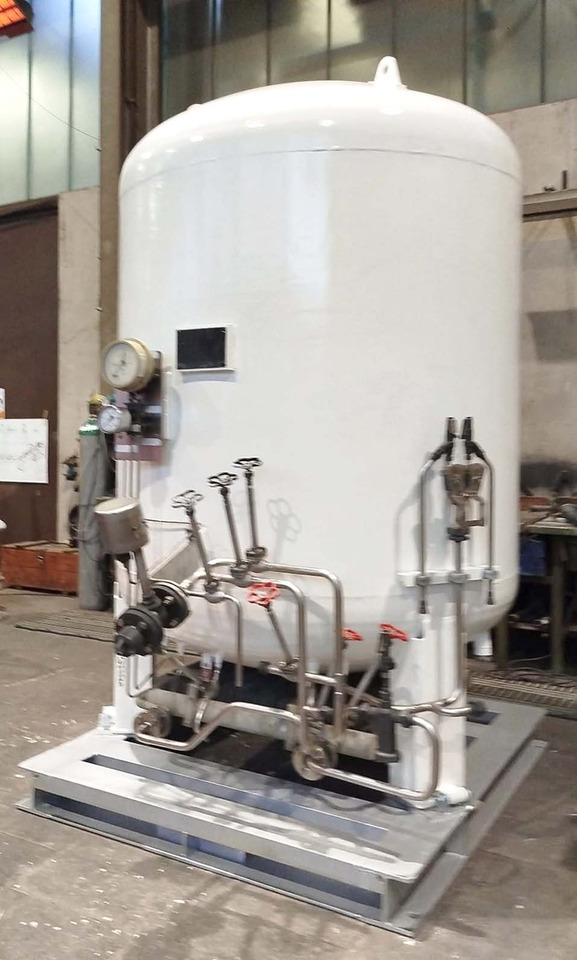 Gas tank on pallet used for oxygen, argon, nitrogen, carbon dioxide, CO2, LNG. - Резервуар для хранения: фото 3 Gas tank on pallet used for oxygen, argon, nitrogen, carbon dioxide, CO2, LNG. - Резервуар для хранения: фото 3