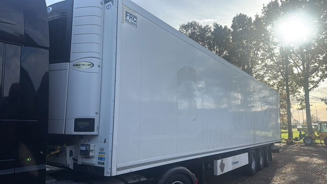 Krone Vector 1950 - Полуприцеп-рефрижератор: фото 1 Krone Vector 1950 - Полуприцеп-рефрижератор: фото 1