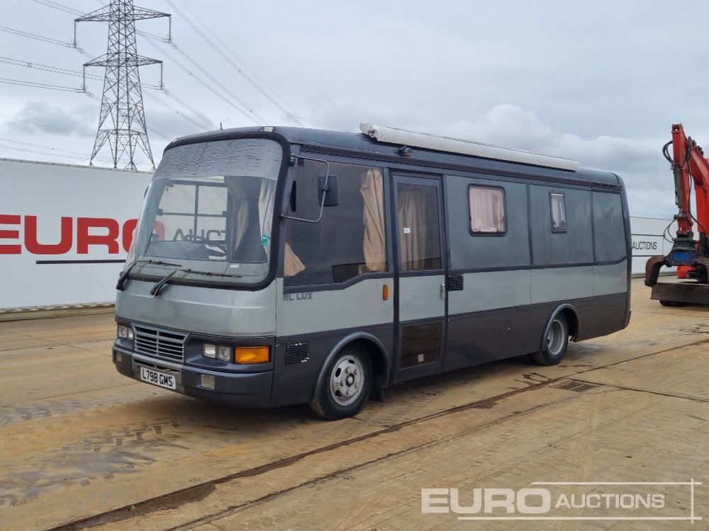 1993 Caetano 4x2 5 Berth Motorhome, Sink, Fridge Freezer, Oven & Hob, Wash Room, Diesel Heater, Solar Panels, Awning, Manual Gearbox - Кастенваген: фото 1 1993 Caetano 4x2 5 Berth Motorhome, Sink, Fridge Freezer, Oven & Hob, Wash Room, Diesel Heater, Solar Panels, Awning, Manual Gearbox - Кастенваген: фото 1