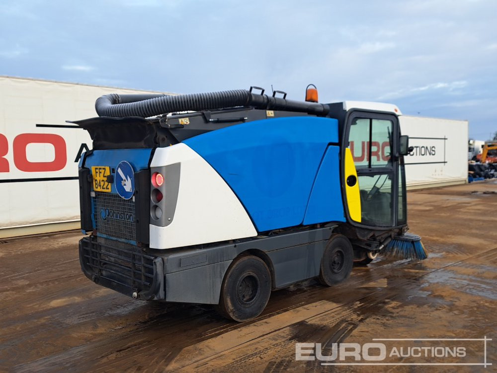 2011 Johnston 142A 101T - Подметально-уборочная машина: фото 5 2011 Johnston 142A 101T - Подметально-уборочная машина: фото 5