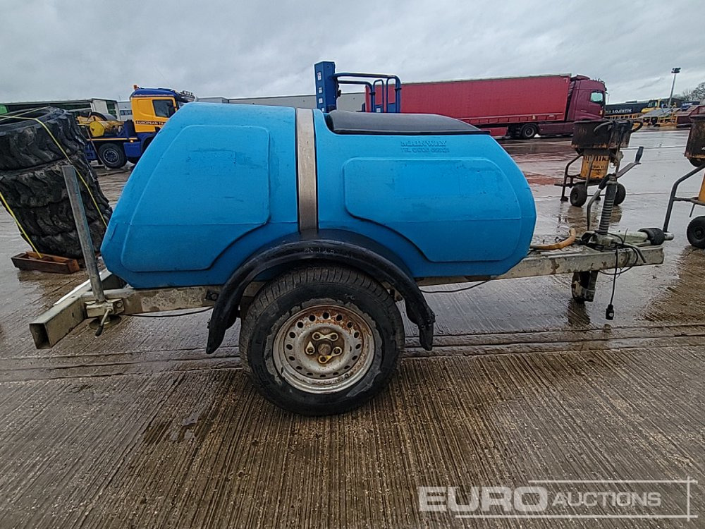Резервуар для хранения 2011 Main Single Axle Plastic Water Bowser: фото 6 Резервуар для хранения 2011 Main Single Axle Plastic Water Bowser: фото 6