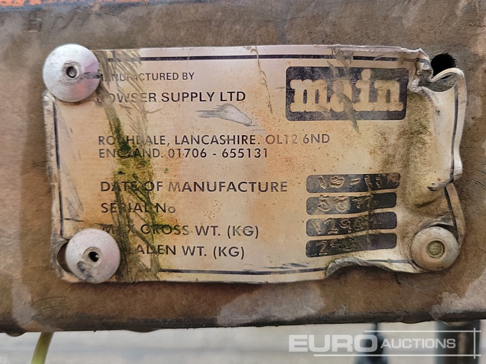 Резервуар для хранения 2011 Main Single Axle Plastic Water Bowser: фото 16 Резервуар для хранения 2011 Main Single Axle Plastic Water Bowser: фото 16