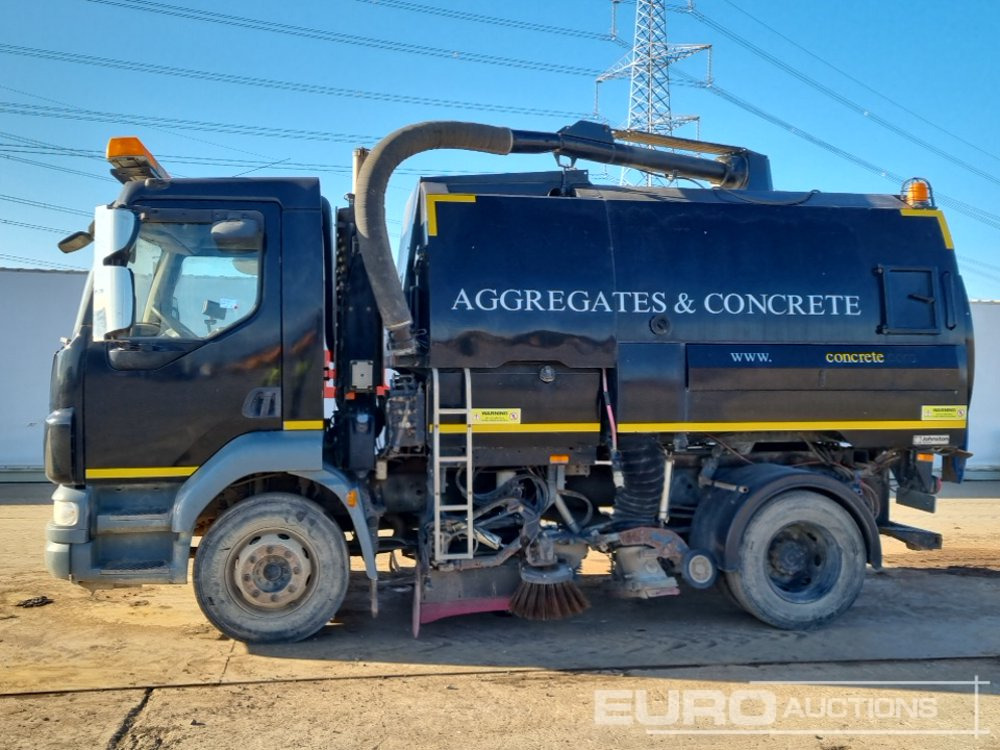 2012 DAF LF55.220 - Подметально-уборочная машина: фото 2 2012 DAF LF55.220 - Подметально-уборочная машина: фото 2