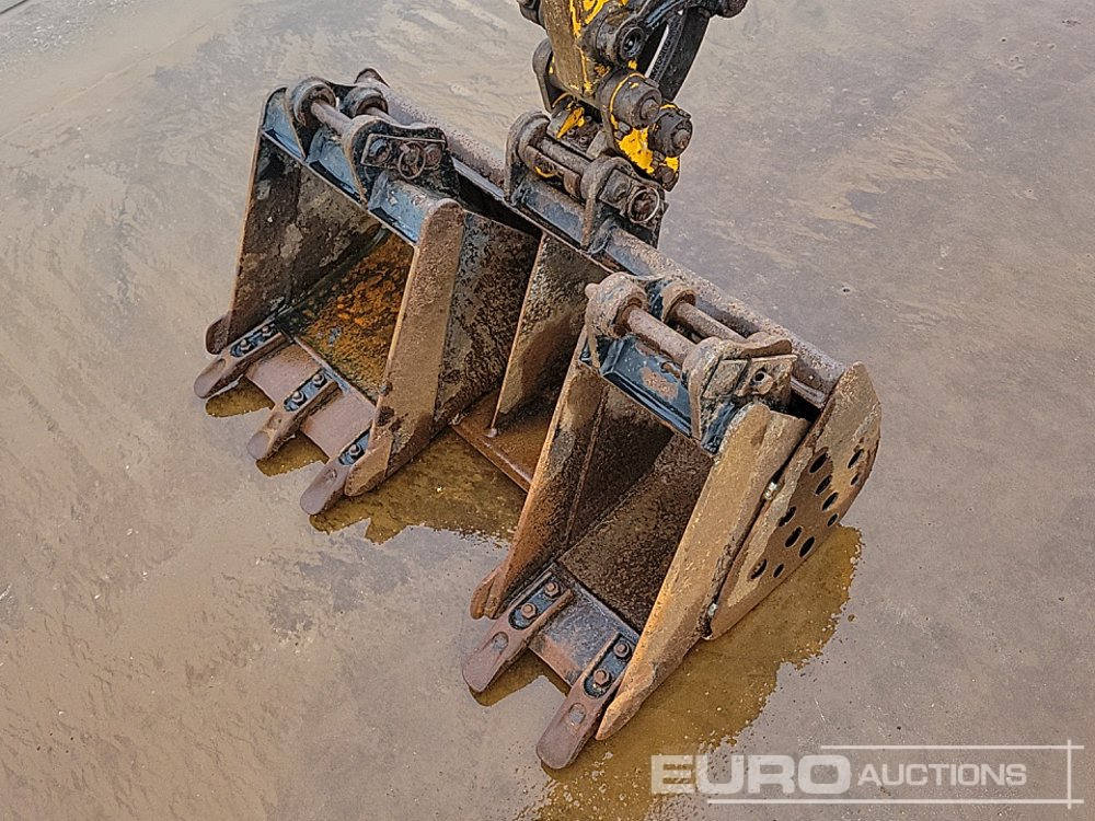 Мини-экскаватор 2013 JCB 8014: фото 21 Мини-экскаватор 2013 JCB 8014: фото 21