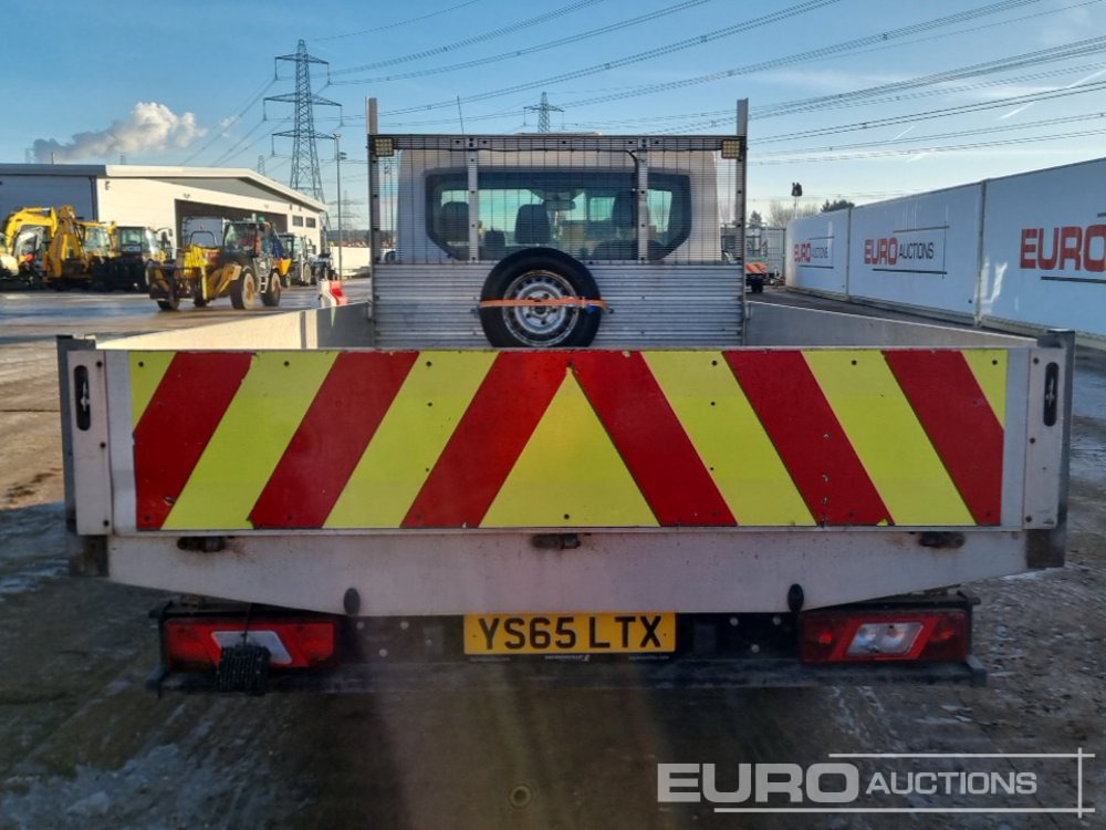 2015 Ford Transit 350 - Малотоннажный бортовой грузовик: фото 4 2015 Ford Transit 350 - Малотоннажный бортовой грузовик: фото 4