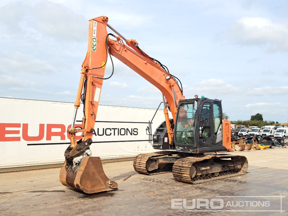 2015 Hitachi ZX135 - Гусеничный экскаватор: фото 1 2015 Hitachi ZX135 - Гусеничный экскаватор: фото 1