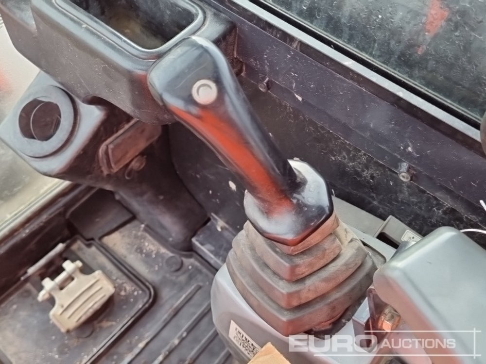 Мини-экскаватор 2015 Kubota KX61-3: фото 48