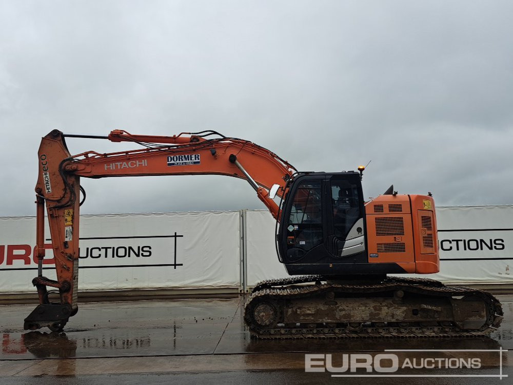2016 Hitachi ZX225USLC-5B - Гусеничный экскаватор: фото 2 2016 Hitachi ZX225USLC-5B - Гусеничный экскаватор: фото 2