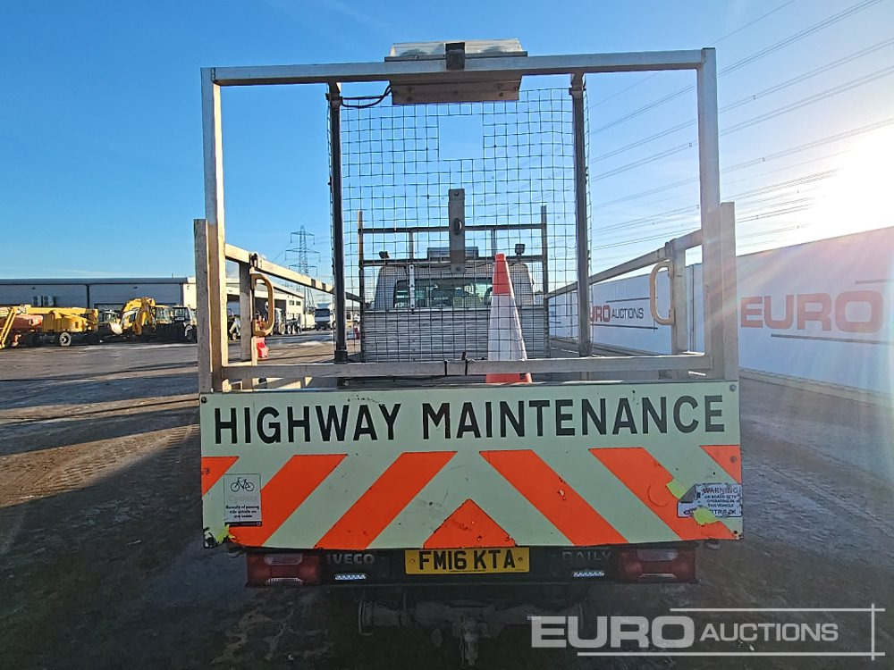 2016 Iveco Daily 35C13 - Малотоннажный бортовой грузовик: фото 4 2016 Iveco Daily 35C13 - Малотоннажный бортовой грузовик: фото 4