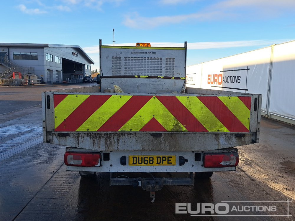 2018 Volkswagen Crafter - Малотоннажный бортовой грузовик: фото 4 2018 Volkswagen Crafter - Малотоннажный бортовой грузовик: фото 4