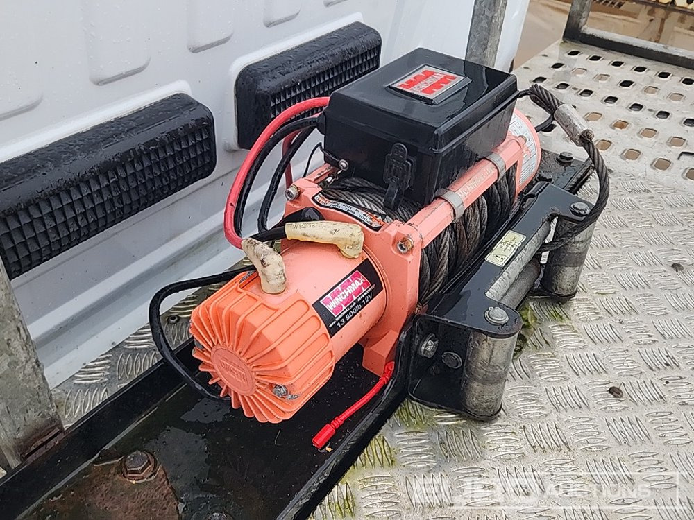 Малотоннажный бортовой грузовик 2019 Ford Transit 350: фото 15 Малотоннажный бортовой грузовик 2019 Ford Transit 350: фото 15