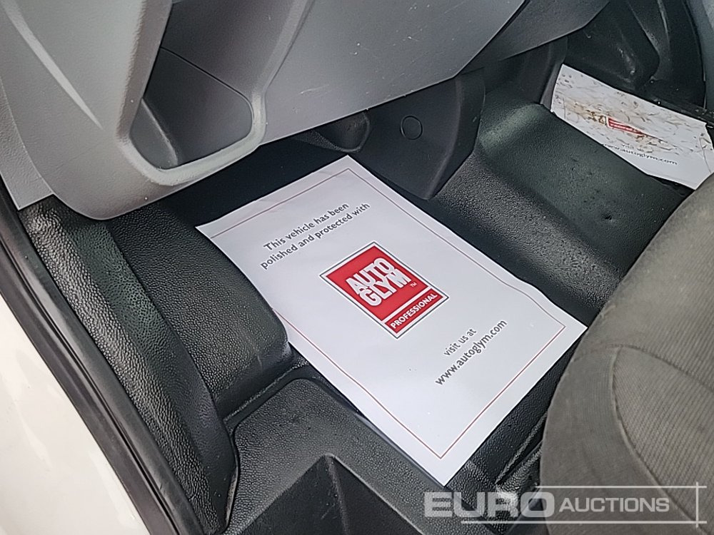 Малотоннажный бортовой грузовик 2019 Ford Transit 350: фото 18 Малотоннажный бортовой грузовик 2019 Ford Transit 350: фото 18