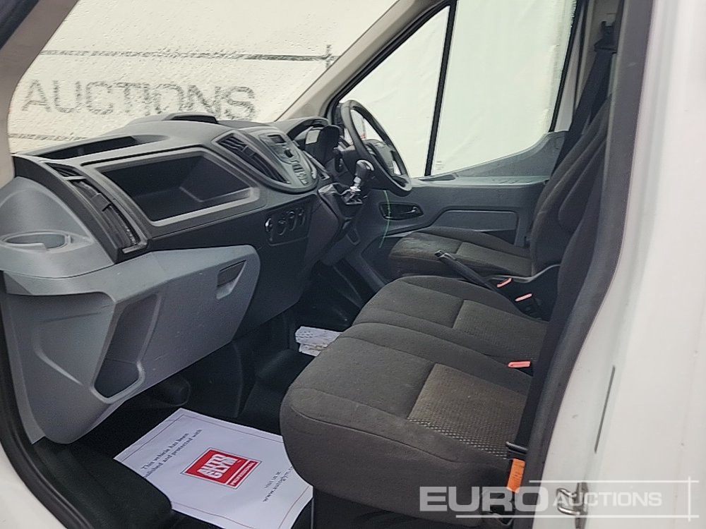 Малотоннажный бортовой грузовик 2019 Ford Transit 350: фото 17 Малотоннажный бортовой грузовик 2019 Ford Transit 350: фото 17