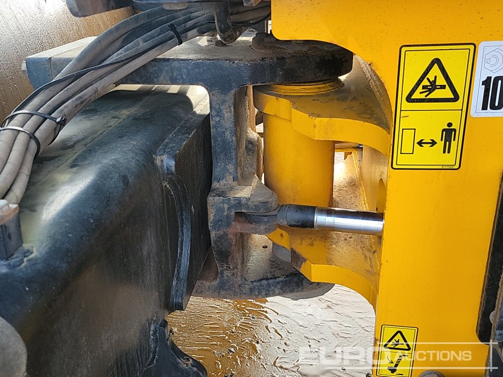 Каток 2019 JCB VM137: фото 14