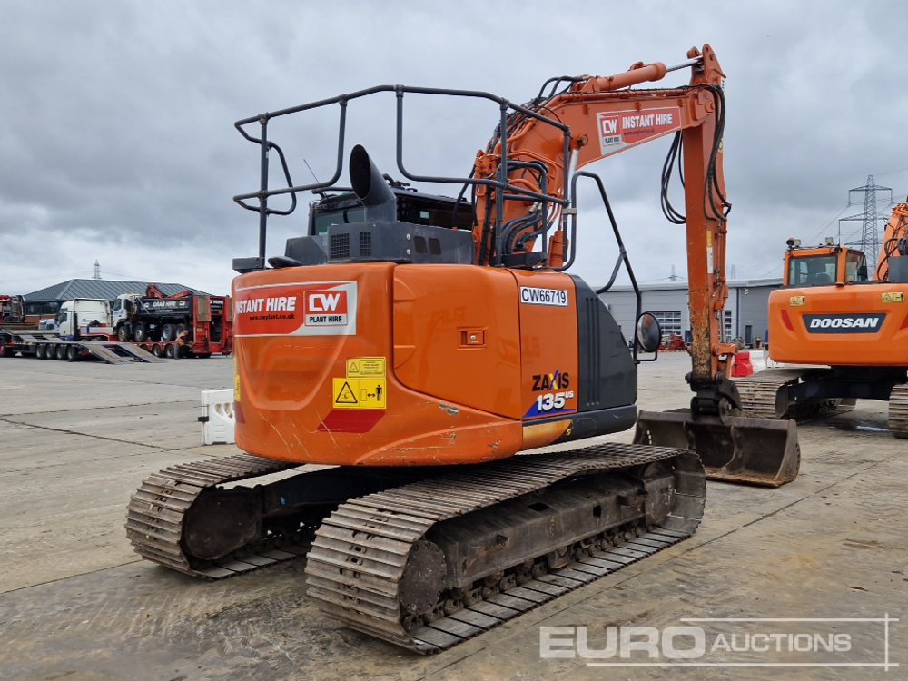 2021 Hitachi ZX135US-6 - Гусеничный экскаватор: фото 5 2021 Hitachi ZX135US-6 - Гусеничный экскаватор: фото 5