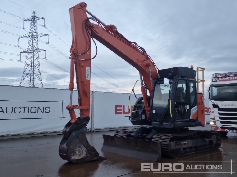 2023 Hitachi ZX135USBL-7 - Гусеничный экскаватор: фото 1 2023 Hitachi ZX135USBL-7 - Гусеничный экскаватор: фото 1