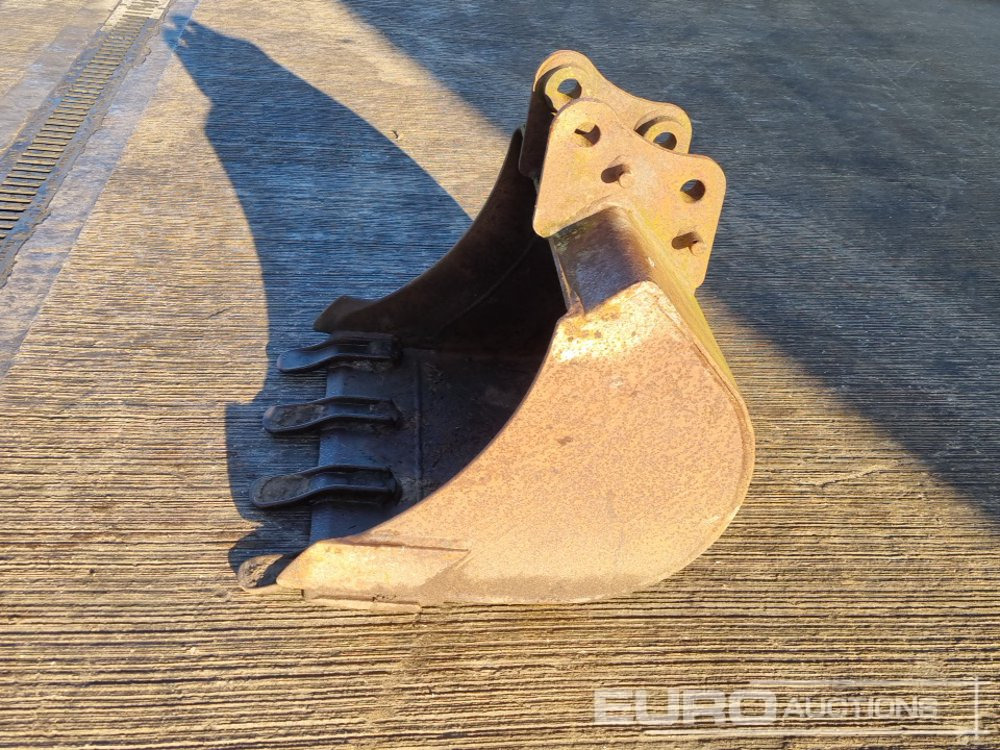 24" Digging Bucket 30mm Pin to suit Mini Excavator - Ковш: фото 2 24" Digging Bucket 30mm Pin to suit Mini Excavator - Ковш: фото 2