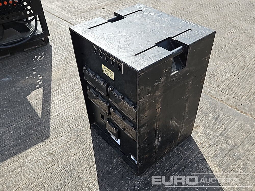 400Volt Distribution Box - Строительное оборудование: фото 1 400Volt Distribution Box - Строительное оборудование: фото 1