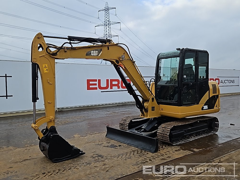 CAT 306 - Мини-экскаватор: фото 1 CAT 306 - Мини-экскаватор: фото 1