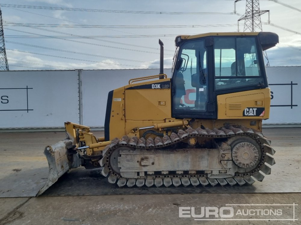 CAT D3K LGP - Бульдозер: фото 2 CAT D3K LGP - Бульдозер: фото 2