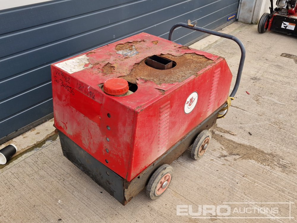 Demon 110 Volt Hot Pressure Washer - Мойка высокого давления: фото 5 Demon 110 Volt Hot Pressure Washer - Мойка высокого давления: фото 5