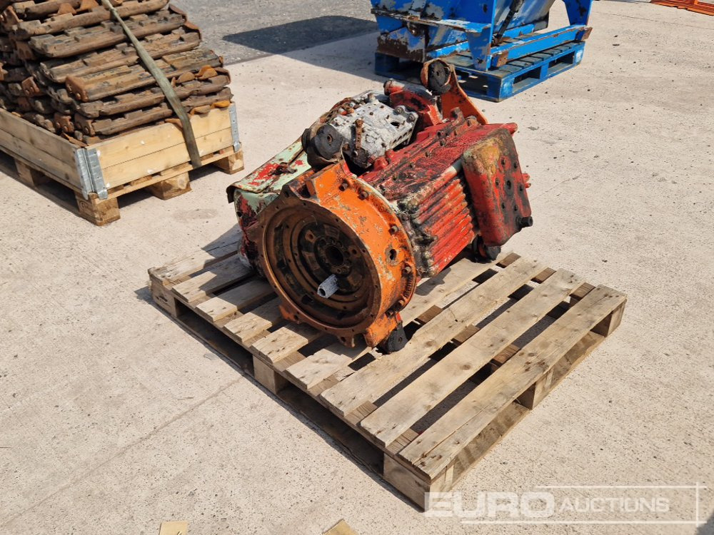 Deutz 4 Cylinder Diesel Engine - Двигатель: фото 3 Deutz 4 Cylinder Diesel Engine - Двигатель: фото 3