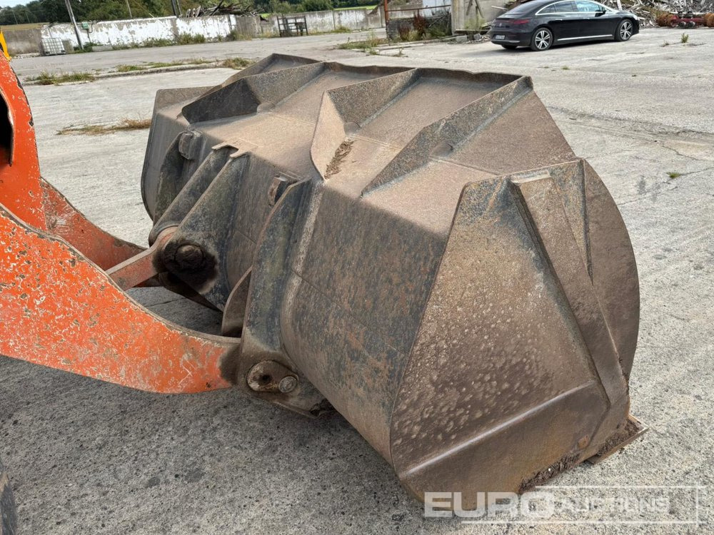 Doosan DL300 - Колёсный погрузчик: фото 4 Doosan DL300 - Колёсный погрузчик: фото 4