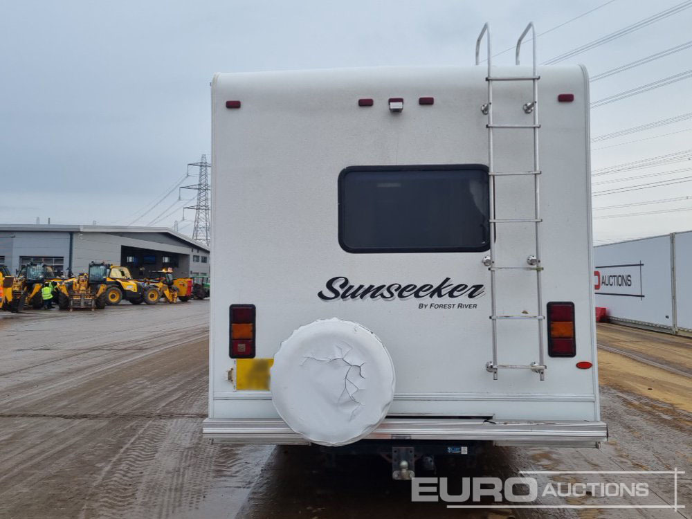 Ford E450 - Внедорожник: фото 3 Ford E450 - Внедорожник: фото 3
